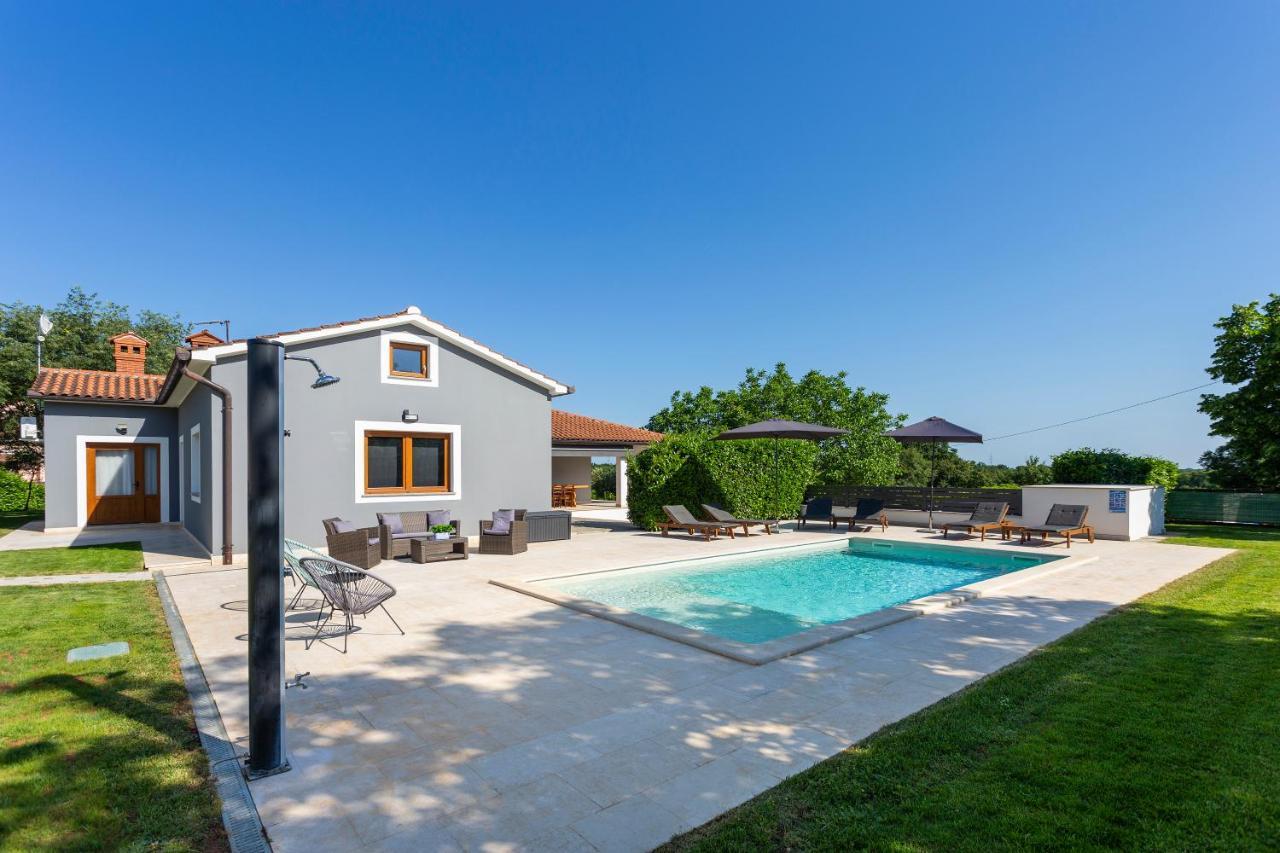 Villa Anavi Bicici Екстер'єр фото