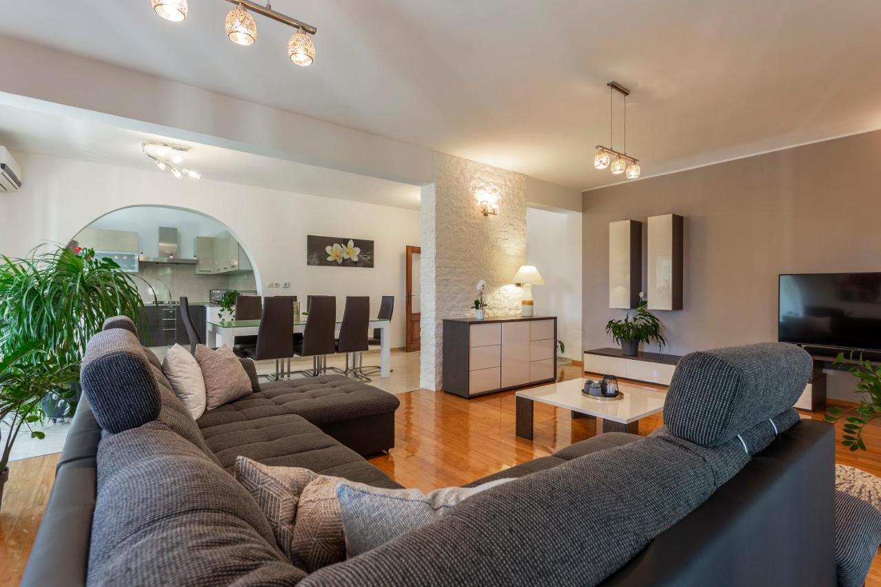 Villa Anavi Bicici Екстер'єр фото