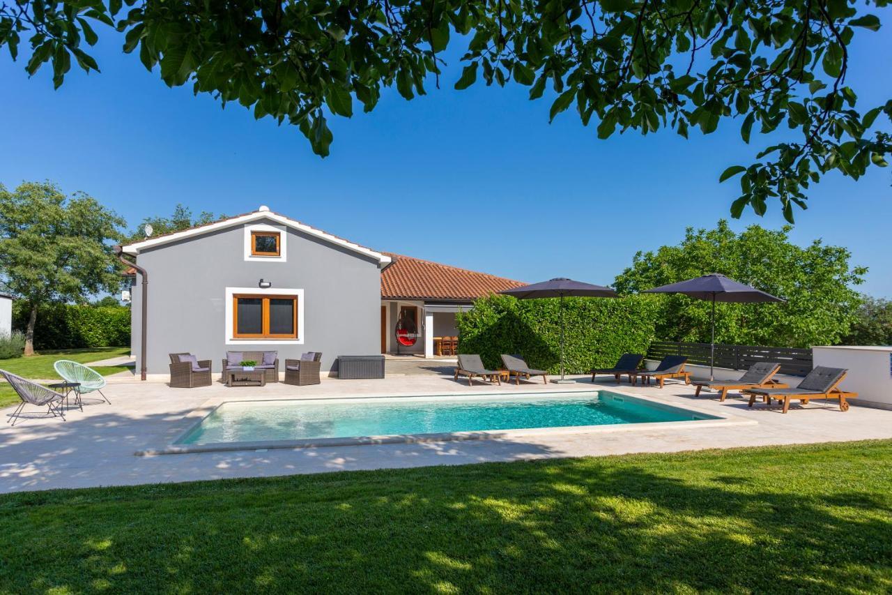 Villa Anavi Bicici Екстер'єр фото
