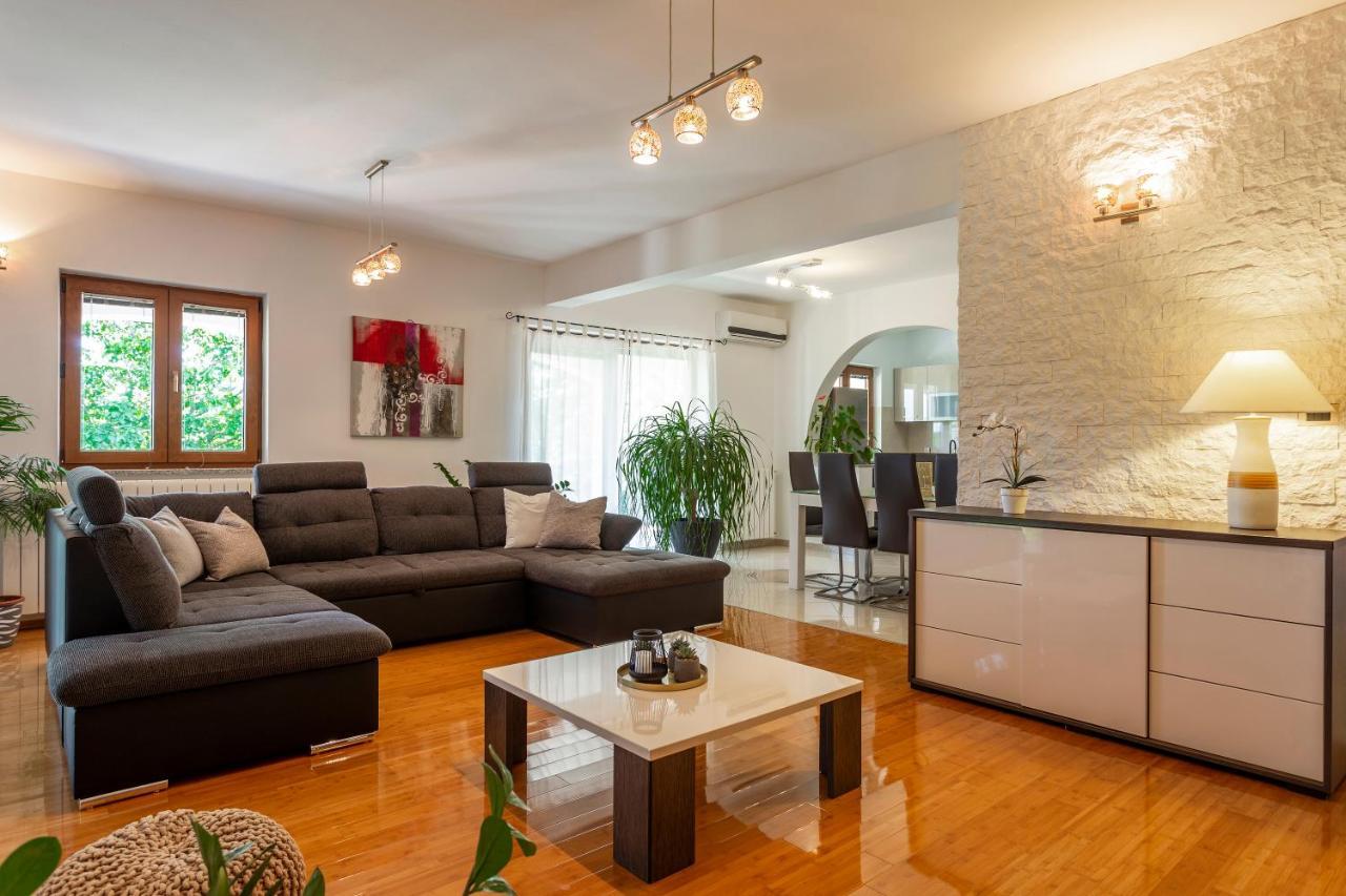 Villa Anavi Bicici Екстер'єр фото