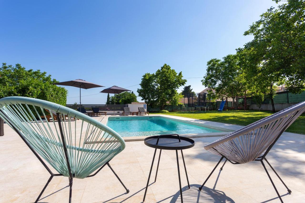 Villa Anavi Bicici Екстер'єр фото