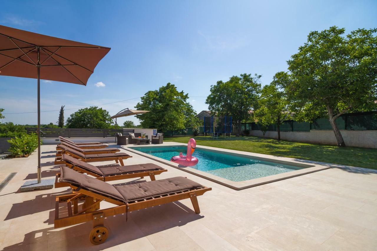 Villa Anavi Bicici Екстер'єр фото